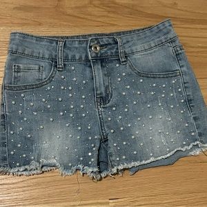 REDIAL PEARL RHINESTONE DIAMANTÉ EMBELLISHED DENIM SHORTS WOMENS SIZE SMALL